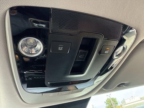 Used 2022 Kia Seltos SX w/ Sunroof Package image 28