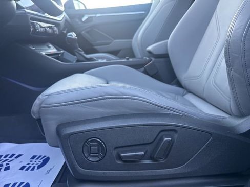 Used 2024 Audi Q3 2.0T Premium Plus image 9