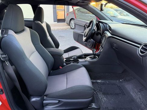 Used 2016 Scion tC FWD image 12