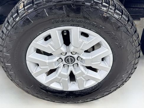 Used 2022 Nissan Frontier SV RWD image 35