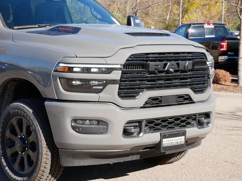 New 2026 RAM 2500 Laramie AWD/4WD image 3