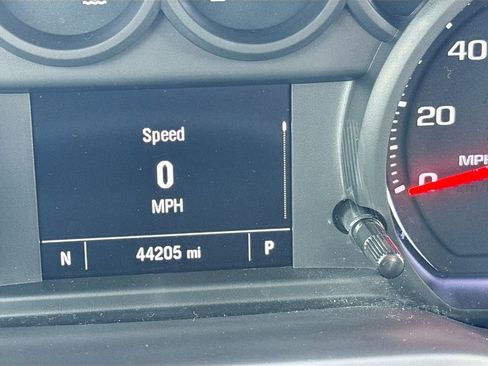 Used 2023 Chevrolet Silverado 1500 Custom image 12