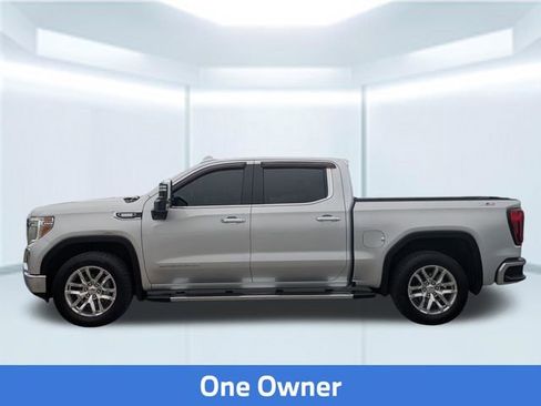 Used 2021 GMC Sierra 1500 SLT w/ SLT Premium Plus Package AWD/4WD image 2