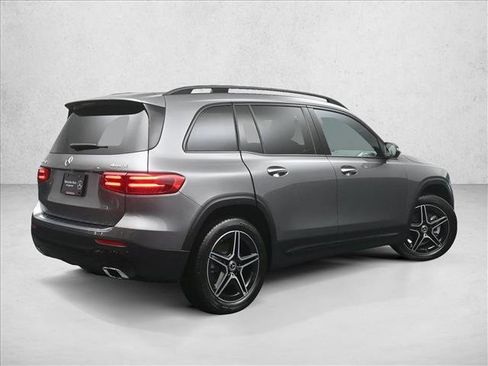 Certified 2026 Mercedes-Benz GLB 250 4MATIC image 2