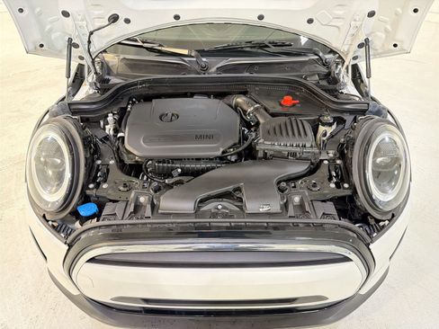 Used 2024 MINI Cooper 2-Door Hardtop w/ Signature Upholstery Package FWD image 31