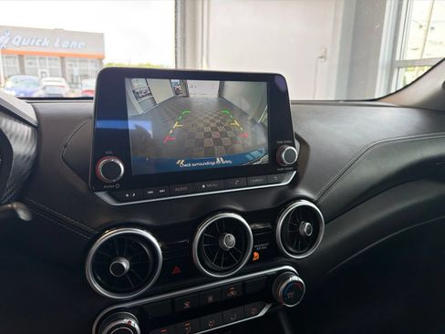 Used 2024 Nissan Sentra SV FWD image 26