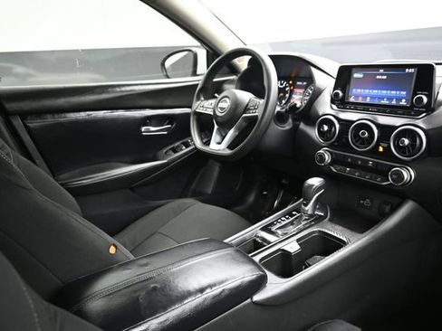 Used 2022 Nissan Sentra S FWD image 12