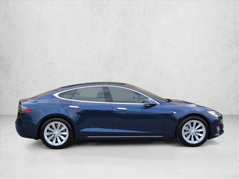 Used 2018 Tesla Model S 75D AWD/4WD image 4