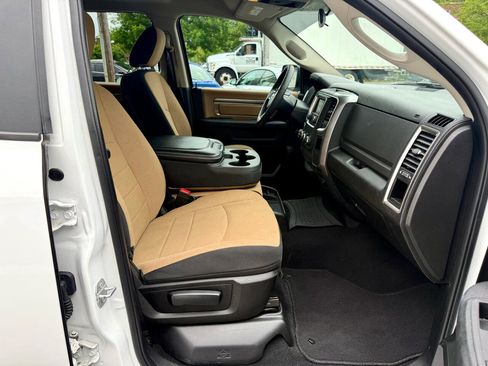 Used 2021 RAM 1500 Classic SLT image 26