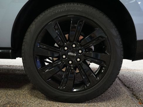 Used 2024 Lincoln Navigator Black Label image 36