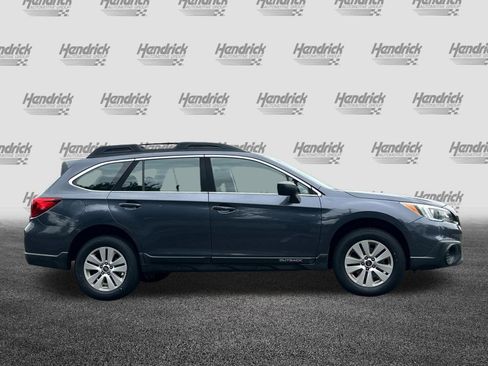 Used 2017 Subaru Outback 2.5i AWD/4WD image 3
