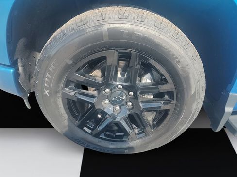 Used 2023 Chevrolet Silverado 1500 Custom image 14