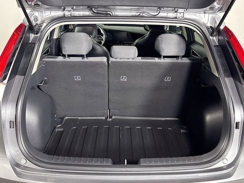 Certified 2024 Kia Niro LX FWD image 21