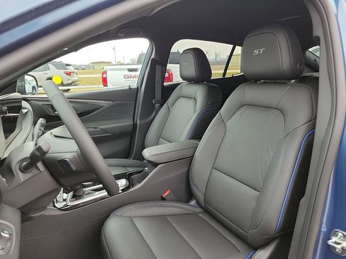 New 2026 Buick Envista Sport Touring w/ Convenience I Package FWD image 12