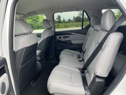 New 2025 Honda Pilot EX-L image 26