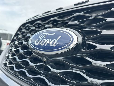 Used 2022 Ford Explorer ST image 41