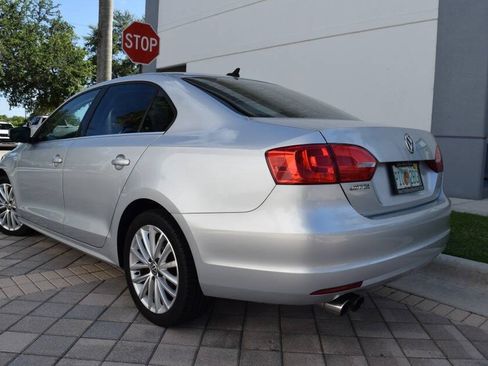 Used 2013 Volkswagen Jetta TDI FWD image 5
