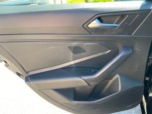 Used 2021 Volkswagen Jetta S FWD image 22