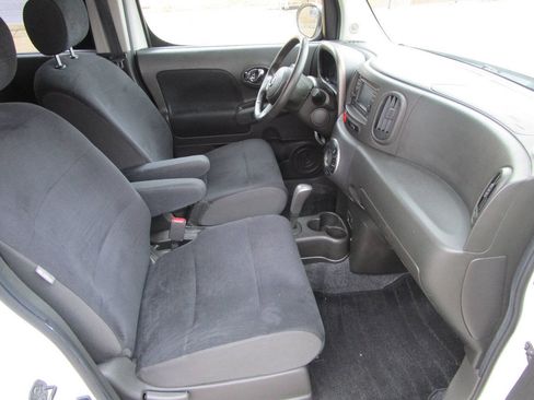 Used 2014 Nissan Cube 1.8 SL w/ SL Preferred Package FWD image 19