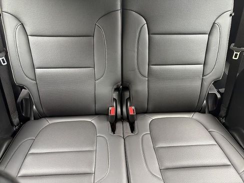 Used 2022 GMC Acadia Denali w/ LPO, Floor Liner Package AWD/4WD image 21
