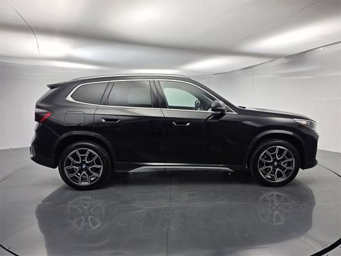 Used 2026 BMW X1 xDrive28i image 3