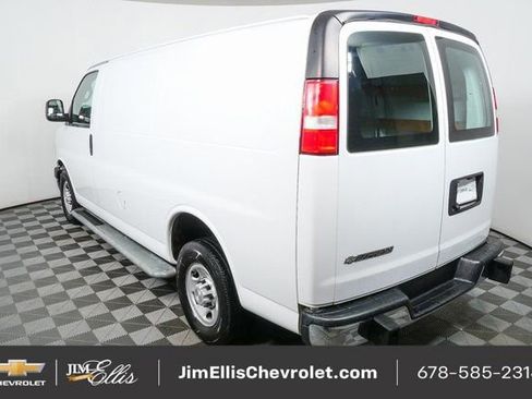 Used 2018 Chevrolet Express 2500 Work Van w/ Driver Convenience Package image 21