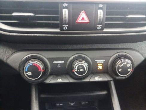 Used 2023 Kia Forte LXS w/ LXS Technology Package image 23