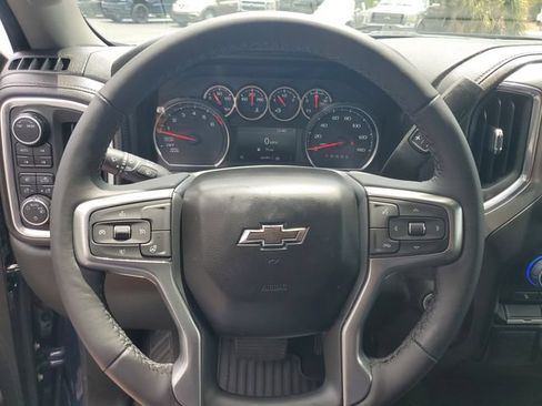 Certified 2022 Chevrolet Silverado 1500 RST w/ Z71 Off-Road Package AWD/4WD image 28