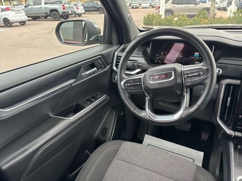 Certified 2025 GMC Acadia Elevation AWD/4WD image 18