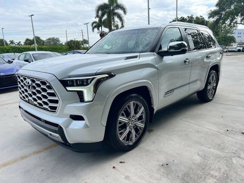 Used 2024 Toyota Sequoia Capstone RWD image 3