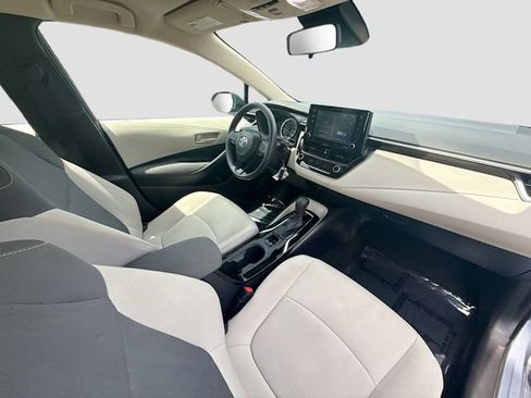 Used 2022 Toyota Corolla LE FWD image 26