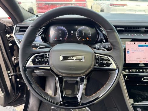 New 2026 Jeep Grand Cherokee Summit AWD/4WD image 10