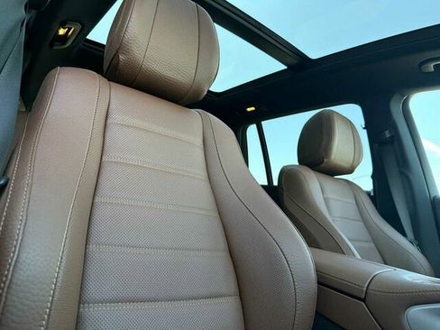 Certified 2024 Mercedes-Benz GLS 450 4MATIC image 22