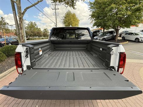 Used 2024 Honda Ridgeline TrailSport image 31