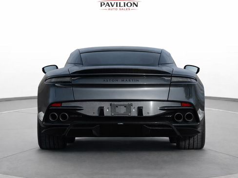 Used 2023 Aston Martin DBS Coupe image 8