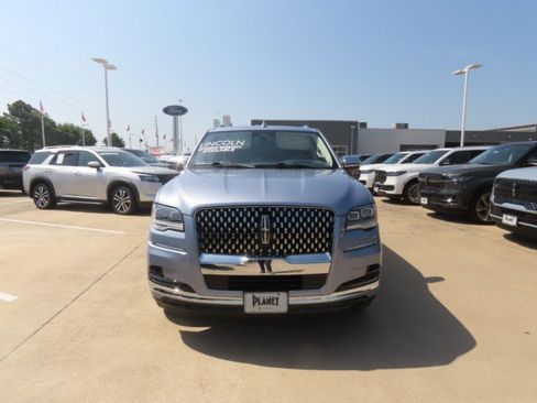 Used 2022 Lincoln Navigator Black Label AWD/4WD image 4