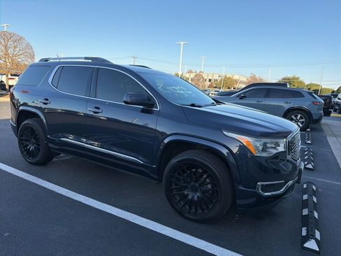 Used 2019 GMC Acadia Denali w/ Technology Package image 5