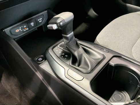 Used 2025 Kia K4 FWD image 11