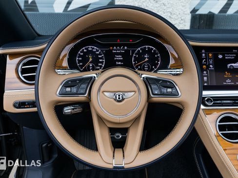 Used 2021 Bentley Continental GT image 26