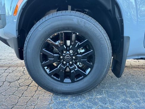 New 2026 Nissan Frontier SV w/ All-Weather Content Package AWD/4WD image 9