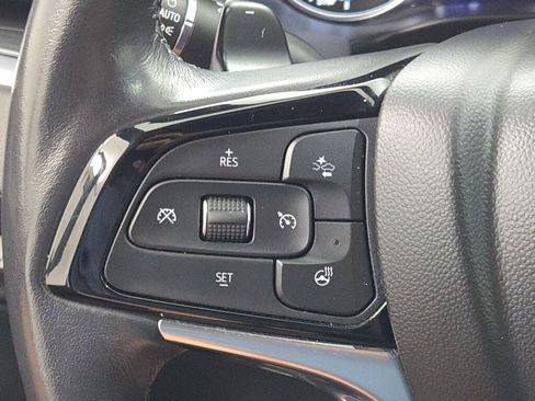 Used 2024 Buick Enclave Premium image 32