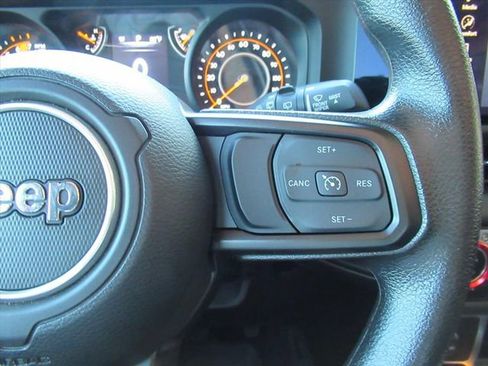 Certified 2024 Jeep Wrangler Sport AWD/4WD image 22