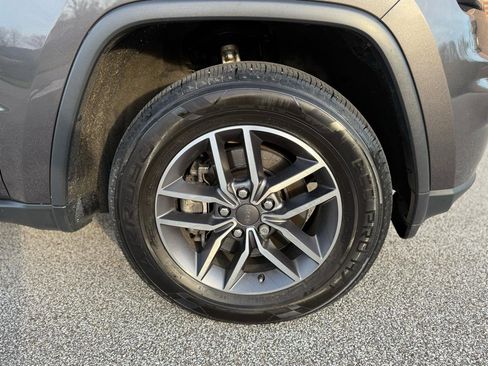 Used 2021 Jeep Grand Cherokee Limited AWD/4WD image 42