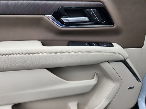 New 2026 GMC Yukon Denali AWD/4WD image 19