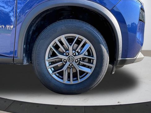 Used 2023 Nissan Rogue S FWD image 34