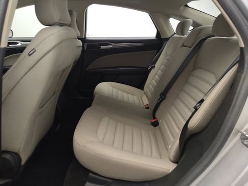 Used 2018 Ford Fusion S image 18