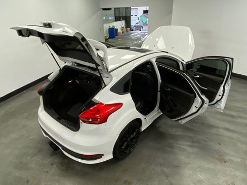 Used 2016 Ford Focus ST FWD image 49