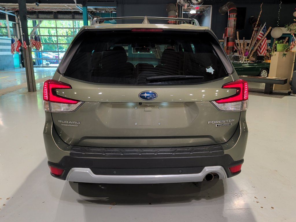 Used 2021 Subaru Forester Touring AWD/4WD image 10