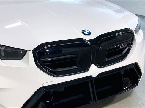 Used 2026 BMW M5 w/ Carbon Package image 64