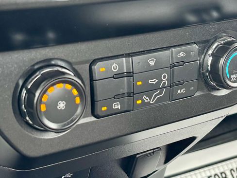 Used 2019 Ford F250 XL w/ Power Equipment Group image 18